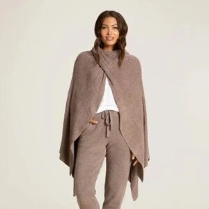 NWT Barefoot Dreams Cozy Chic Lite Wide Rib Travel Wrap in Driftwood
